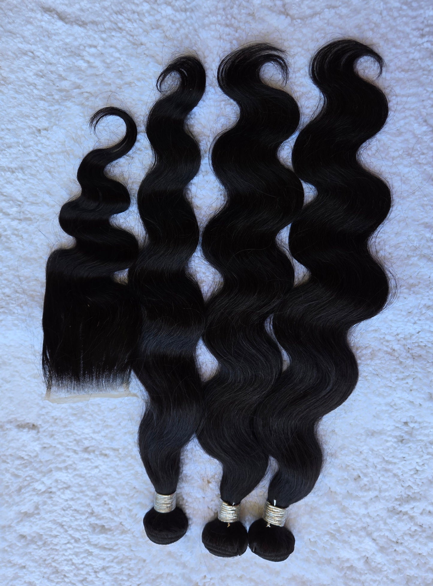 Bundles 3bundles with closure 24-inch 8A